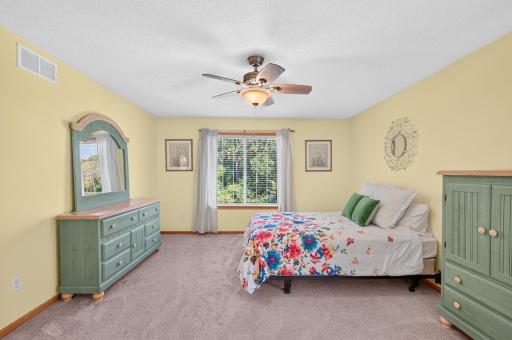 703 Maple Hills Drive, D, Maplewood, MN 55117