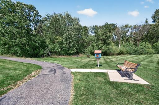 703 Maple Hills Drive, D, Maplewood, MN 55117