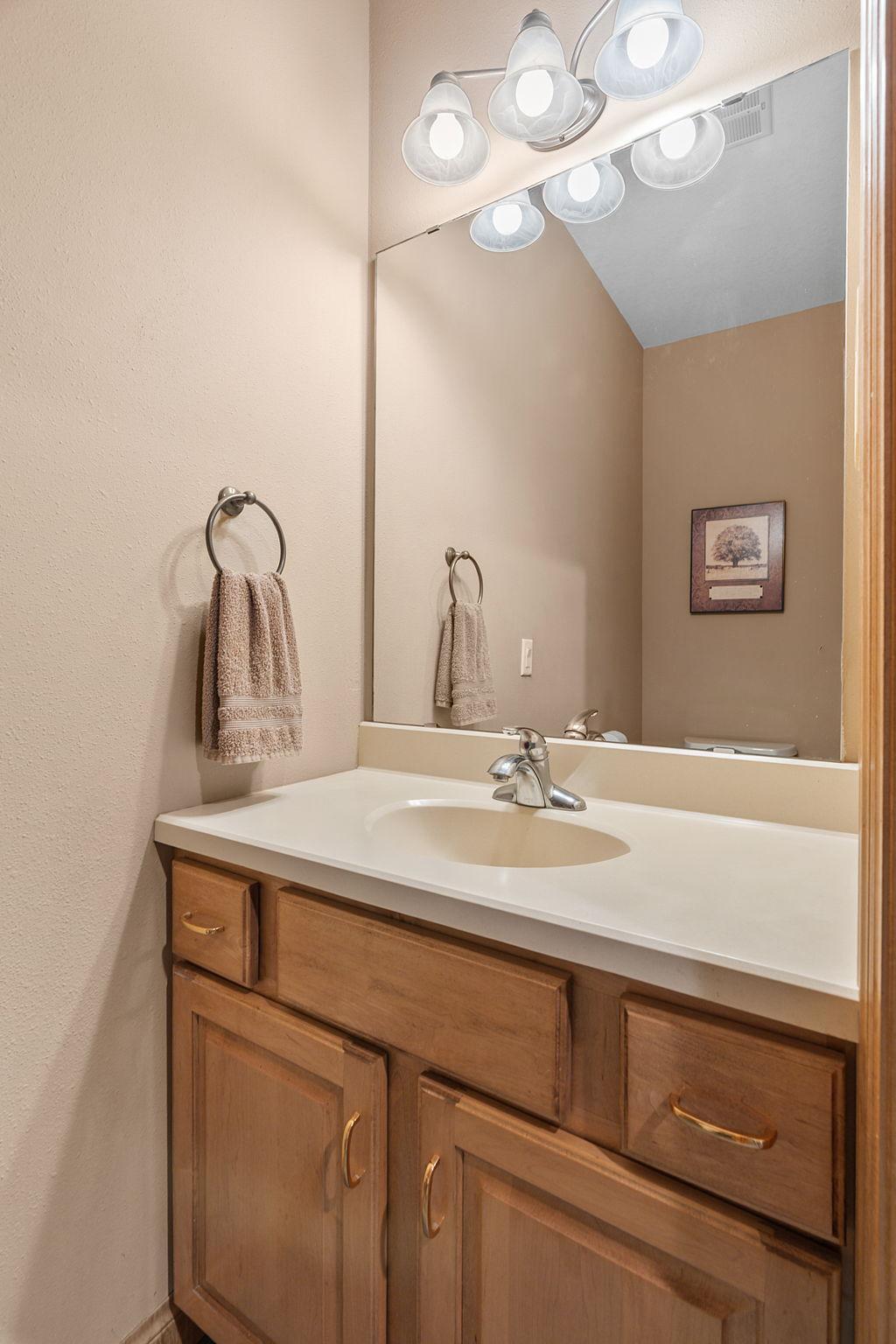 46-web-or-mls-1006 105th St W-46.jpg