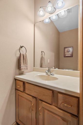 1006 105th Street W, Inver Grove Heights, MN 55077