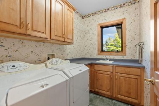 1006 105th Street W, Inver Grove Heights, MN 55077