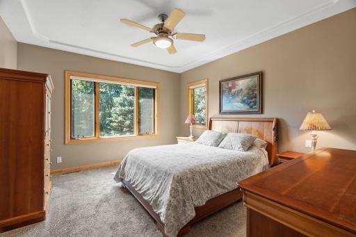 1006 105th Street W, Inver Grove Heights, MN 55077