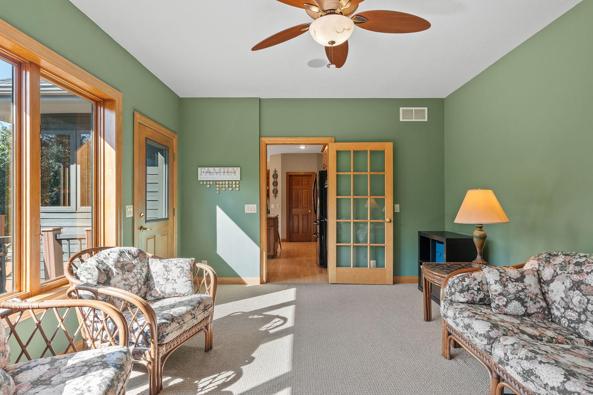 43-web-or-mls-1006 105th St W-43.jpg