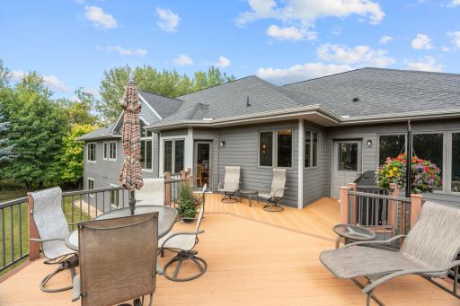 1006 105th Street W, Inver Grove Heights, MN 55077