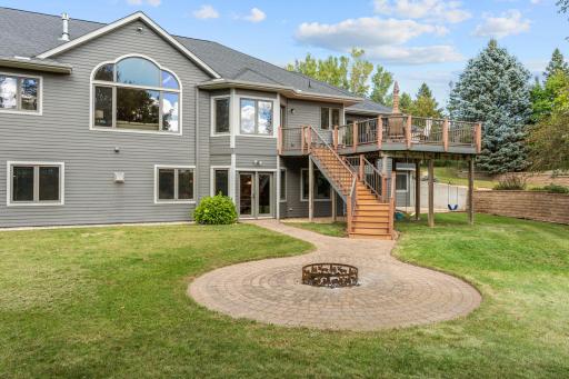 1006 105th Street W, Inver Grove Heights, MN 55077