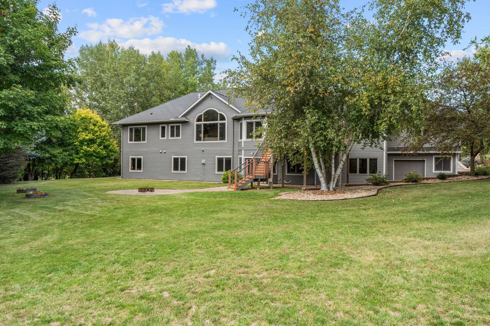 7-web-or-mls-1006 105th St W-7.jpg