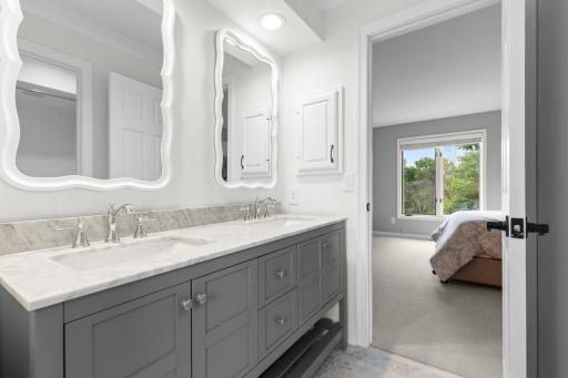 11193 Bluestem Lane, Eden Prairie, MN 55347