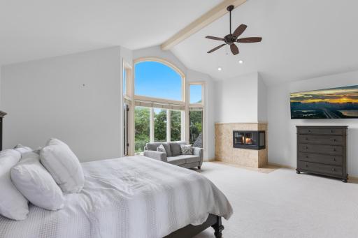 11193 Bluestem Lane, Eden Prairie, MN 55347