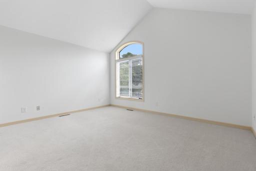 11193 Bluestem Lane, Eden Prairie, MN 55347