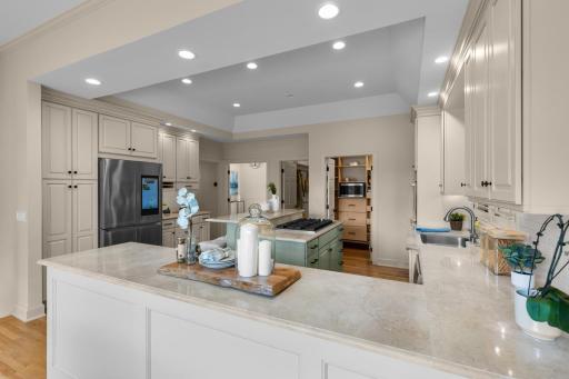 11193 Bluestem Lane, Eden Prairie, MN 55347