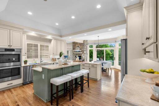 11193 Bluestem Lane, Eden Prairie, MN 55347