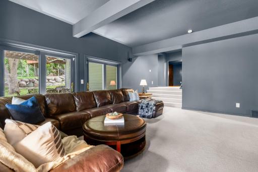 11193 Bluestem Lane, Eden Prairie, MN 55347