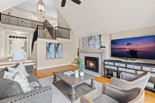 11193 Bluestem Lane, Eden Prairie, MN 55347