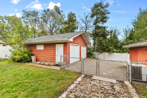 2545 70th Street E, Inver Grove Heights, MN 55076