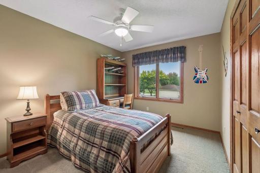 15019 Village Woods Drive, Eden Prairie, MN 55347