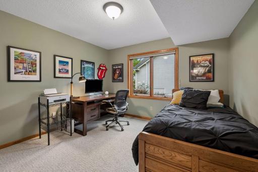 15019 Village Woods Drive, Eden Prairie, MN 55347