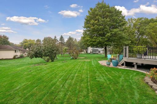 15019 Village Woods Drive, Eden Prairie, MN 55347