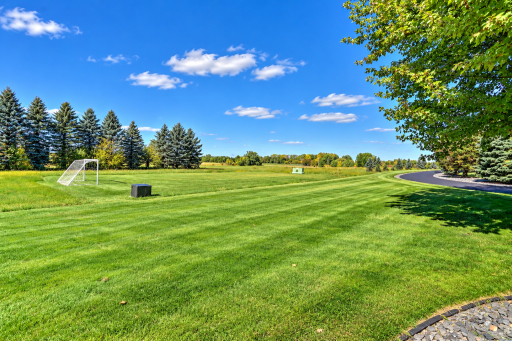 12355 40th Street N, Stillwater, MN 55082