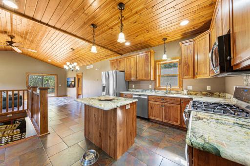 57317 178th Lane, Good Thunder, MN 56037