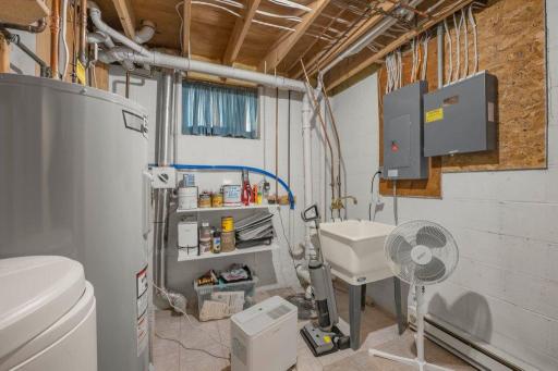 2618 Big Horn Bay Road NW, Alexandria, MN 56308
