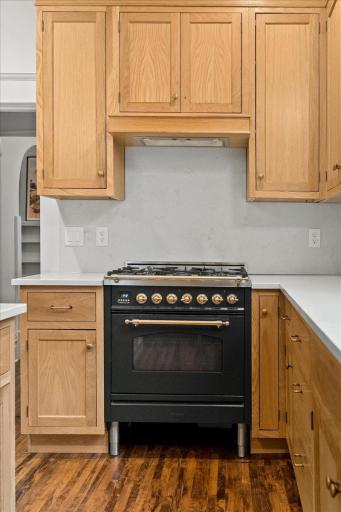 2031 Lincoln Avenue, Saint Paul, MN 55105