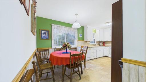 3624 Rolling View Drive, White Bear Lake, MN 55110