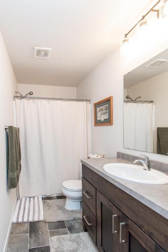 6608 27th Street S, Fargo, ND 58104