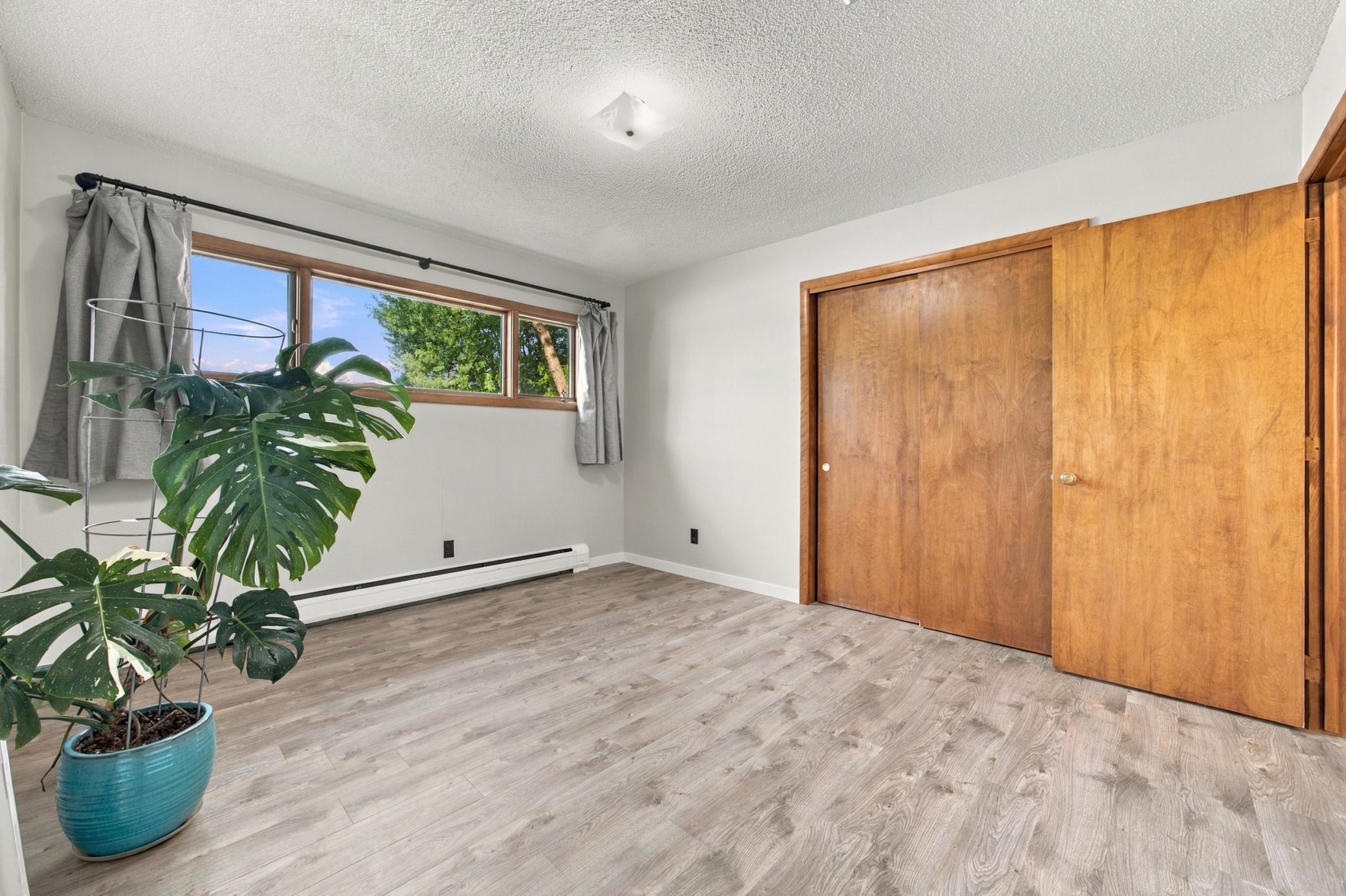 2nd main floor Bedroom