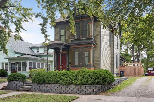 Photo for 667 5th Street E, Saint Paul, MN 55106 - listing #7148244 667 5th Street E, Saint Paul, MN 55106