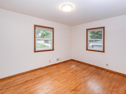 416 21st Avenue S, South Saint Paul, MN 55075