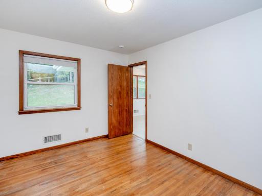 416 21st Avenue S, South Saint Paul, MN 55075