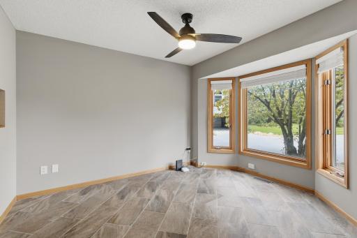 22530 Forest Ridge Drive, Lakeville, MN 55044