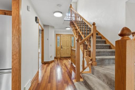 22530 Forest Ridge Drive, Lakeville, MN 55044