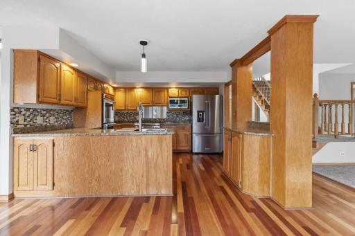 22530 Forest Ridge Drive, Lakeville, MN 55044