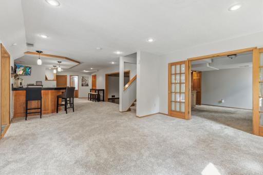 22530 Forest Ridge Drive, Lakeville, MN 55044