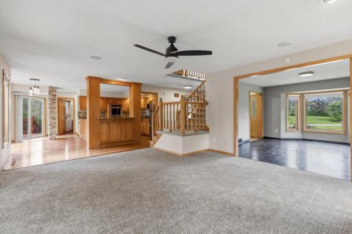 22530 Forest Ridge Drive, Lakeville, MN 55044