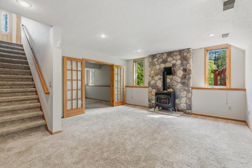 22530 Forest Ridge Drive, Lakeville, MN 55044