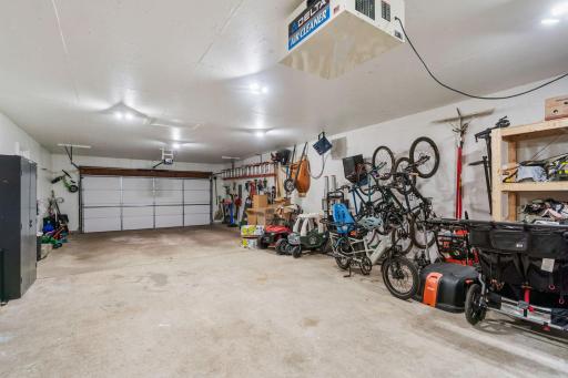 9150 Orchid Lane N, Maple Grove, MN 55369