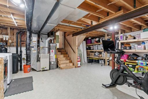 9150 Orchid Lane N, Maple Grove, MN 55369