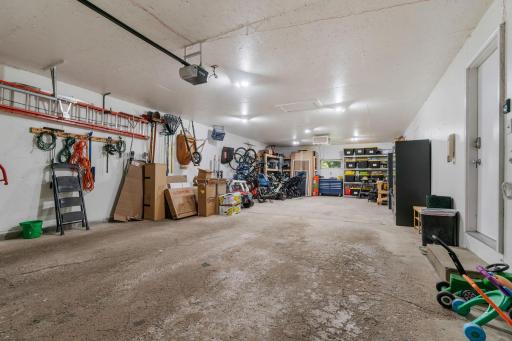 9150 Orchid Lane N, Maple Grove, MN 55369