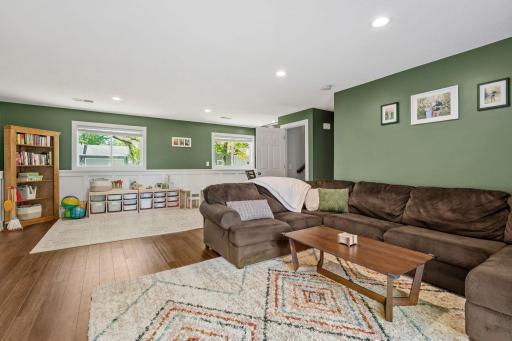 9150 Orchid Lane N, Maple Grove, MN 55369