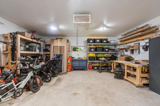 9150 Orchid Lane N, Maple Grove, MN 55369
