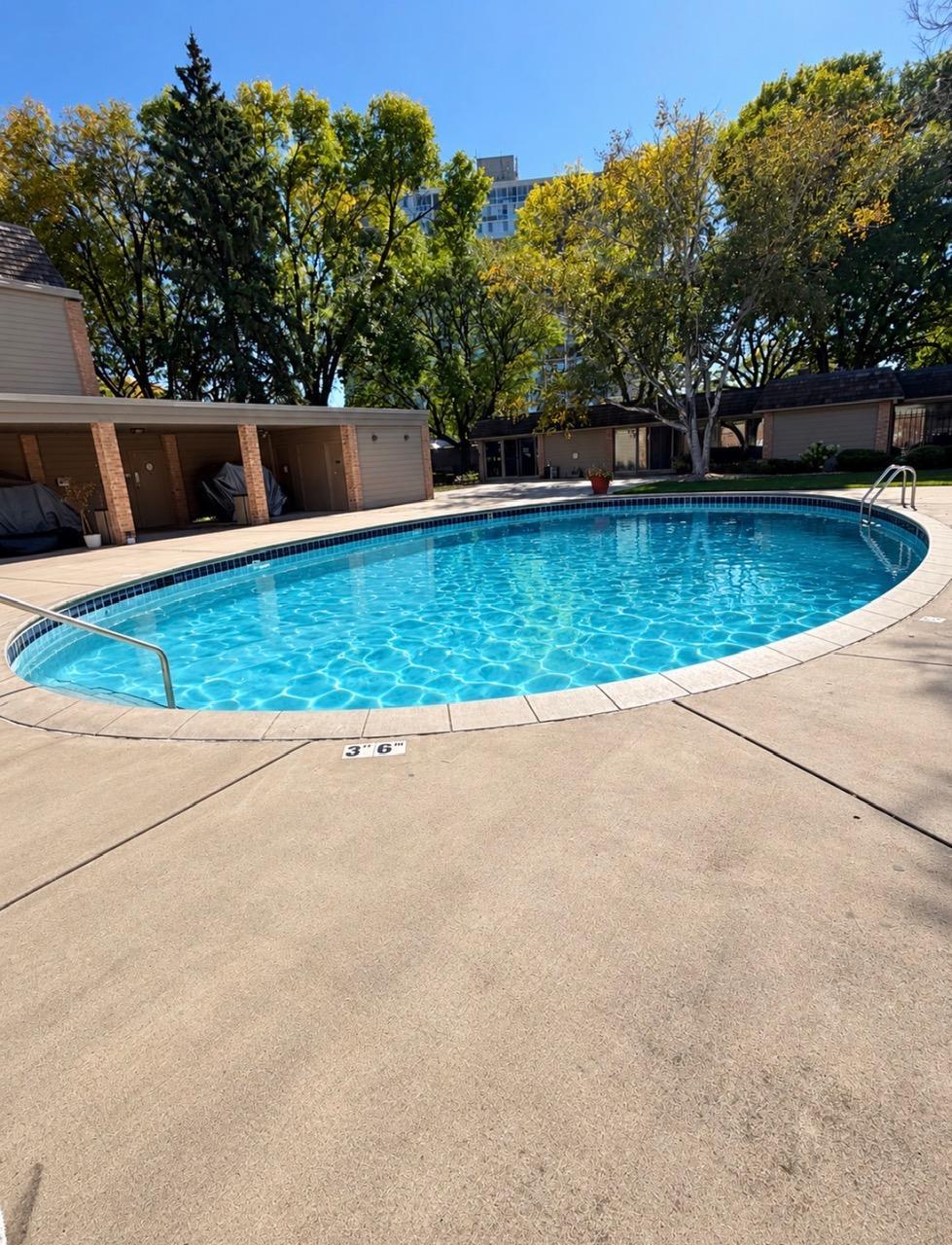 Enjoy the pool when in season.