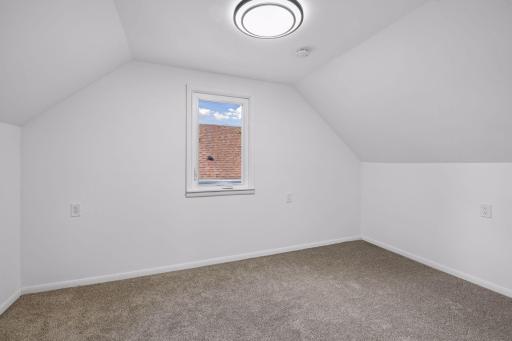 1427 1st Street SE, Rochester, MN 55904
