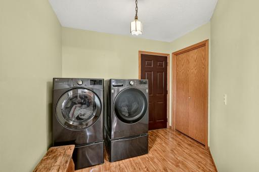 425 Park Avenue, Zumbrota, MN 55992