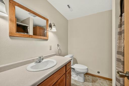 425 Park Avenue, Zumbrota, MN 55992