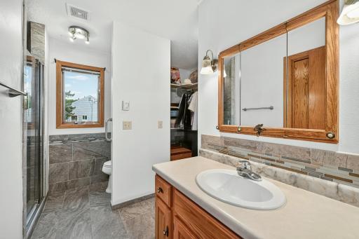 425 Park Avenue, Zumbrota, MN 55992