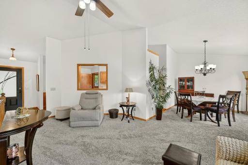 425 Park Avenue, Zumbrota, MN 55992