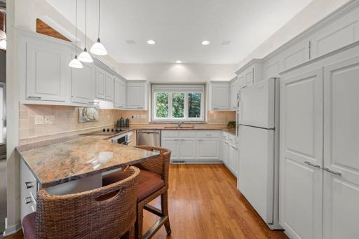 4750 Goldenrod Lane N, Plymouth, MN 55442