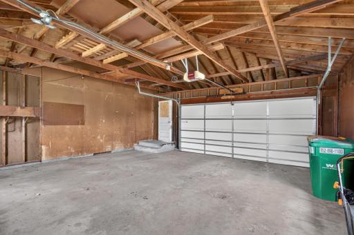 3500 W 89th Street, Bloomington, MN 55431